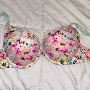 Victoria's Secret PINK Wear Everywhere Push Up Bra